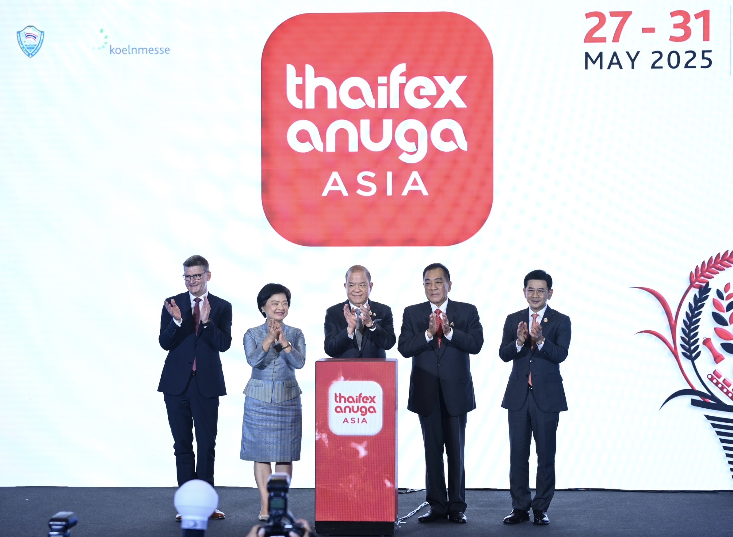 “พิชัย” ปลื้มความสำเร็จ “THAIFEX – ANUGA ASIA 2025” สร้างสถิติใหม่! ผู้เข้างานทะลุ 1.42 แสนคน สร้างมูลค่าการค้าพุ่งกว่า 1.35 แสนล้านบาท