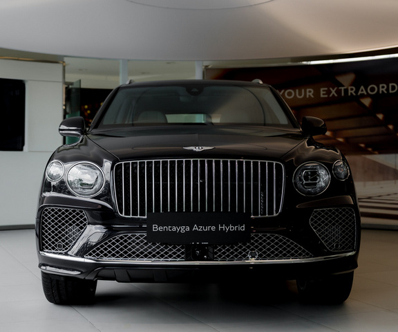 เบนท์ลีย์ แบงค็อก เปิดโชว์รูมแฟลกชิปกลางกรุง รับแขกวีไอพีร่วมงาน Bentayga Azure Hybrid Private Viewing พร้อมมอบแคมเปญรถสต็อกแห่งปี