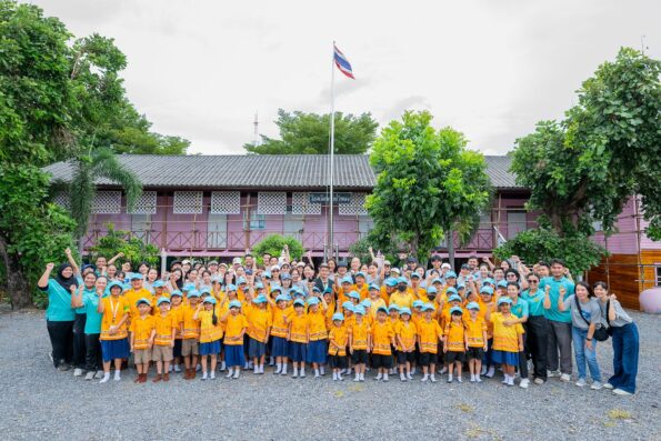 ซันโทรี่ เป๊ปซี่โค ประเทศไทย ผนึกกำลัง ซันโทรี่ เบเวอเรจ แอนด์ ฟู้ด (ประเทศไทย) สานต่อกิจกรรม “One Suntory Helping Hands” ปีที่ 3 รวมพลังพนักงานจิตอาสา แสดง “พลังแห่งการให้” เพื่อตอบแทนสังคม