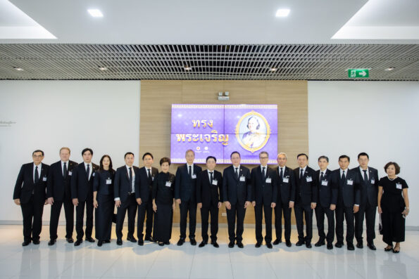 ธนาคารเกียรตินาคินภัทรร่วมกับสมาคมธนาคารไทย สนับสนุนการช่วยเหลือผู้ประสบอุทกภัยภาคใต้ผ่านสภากาชาดไทย พร้อมออกมาตรการดูแลลูกค้าที่ได้รับผลกระทบ