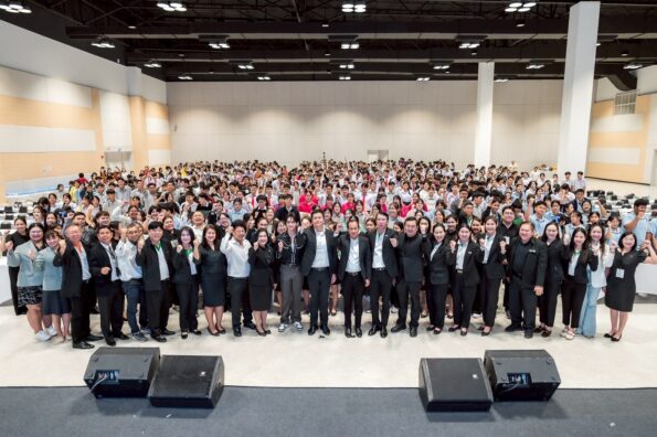 สมาคมเพื่อนชุมชน เปิดคอร์สติวเข้มสานต่อ “เพื่อนชุมชนติวเตอร์” ปีที่ 15 สร้างโอกาสทางการศึกษา พลิกอนาคตเยาวชนระยองร่วมพัฒนาบ้านเกิด