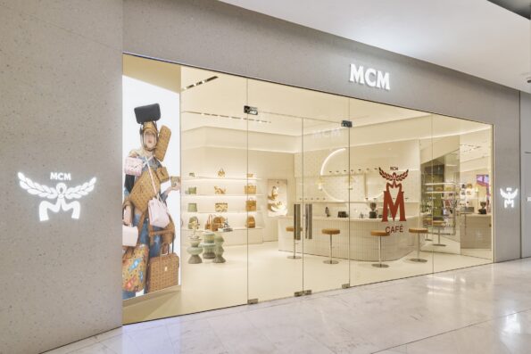 MCM พลิกโฉมประสบการณ์ช้อปปิ้ง ด้วย Flagship Store และ Café ดีไซน์ Bauhaus ณ EmQuartier 