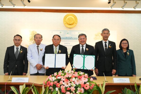 มหาวิทยาลัยเกษตรศาสตร์ จับมือ V Precision Clinic ในเครือโรงพยาบาลวิภาวดี ลงนาม MOU เปิดหลักสูตร “KUVPL Biohacking and Longevity Master Class” ครั้งแรกในประเทศไทย ยกระดับองค์ความรู้สุขภาพเชิงลึก สู่เป้าหมายผู้นำ Longevity แห่งเอเชีย