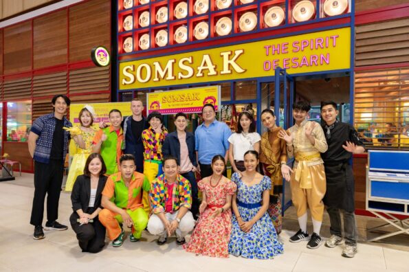 SOMSAK เนรมิต ‘The Esarn Remix’ ปลุกพลังแห่งการสังสรรค์ ผ่านประสบการณ์ Social Dining สุดมันส์ใจกลางกรุงเทพฯ