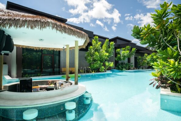 Booking.com เผยเทศกาลดนตรี EDM ระดับโลกดันพัทยาขึ้นแท่นจุดหมายปลายทางที่ผู้เดินทางทั่วโลกต่างให้ความสนใจ โดยมียอดค้นหาที่พักในช่วงธันวาคม 2569 เพิ่มขึ้นเกือบ 14%