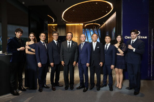 มีน-พีรวิชญ์ หล่อทะลุจักรวาล! ร่วมฉลองเปิด ORIENT STAR คอนเซปต์บูติคแห่งแรกของโลก พร้อมเผยโฉมนาฬิการุ่น “Land of Smile” สุดเอ็กซ์คลูซีฟ