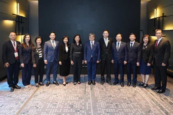 สภาธุรกิจไทย-เวียดนาม ร่วมหารือผู้นำกรุงฮานอย ดึงบิ๊กเอกชนไทย เดินหน้าผลักดันการลงทุนข้ามพรมแดน-กระชับพันธมิตร รับเศรษฐกิจยุคใหม่