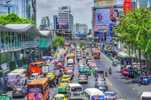 นักวิจัยธรรมศาสตร์เสนอ “Smart Regulation” ยกระดับกำกับดูแล Ride-Hailing ชูโมเดลดิจิทัลครบวงจร ปลดล็อกโอกาสทางเศรษฐกิจ ควบคู่มาตรฐานความปลอดภัย